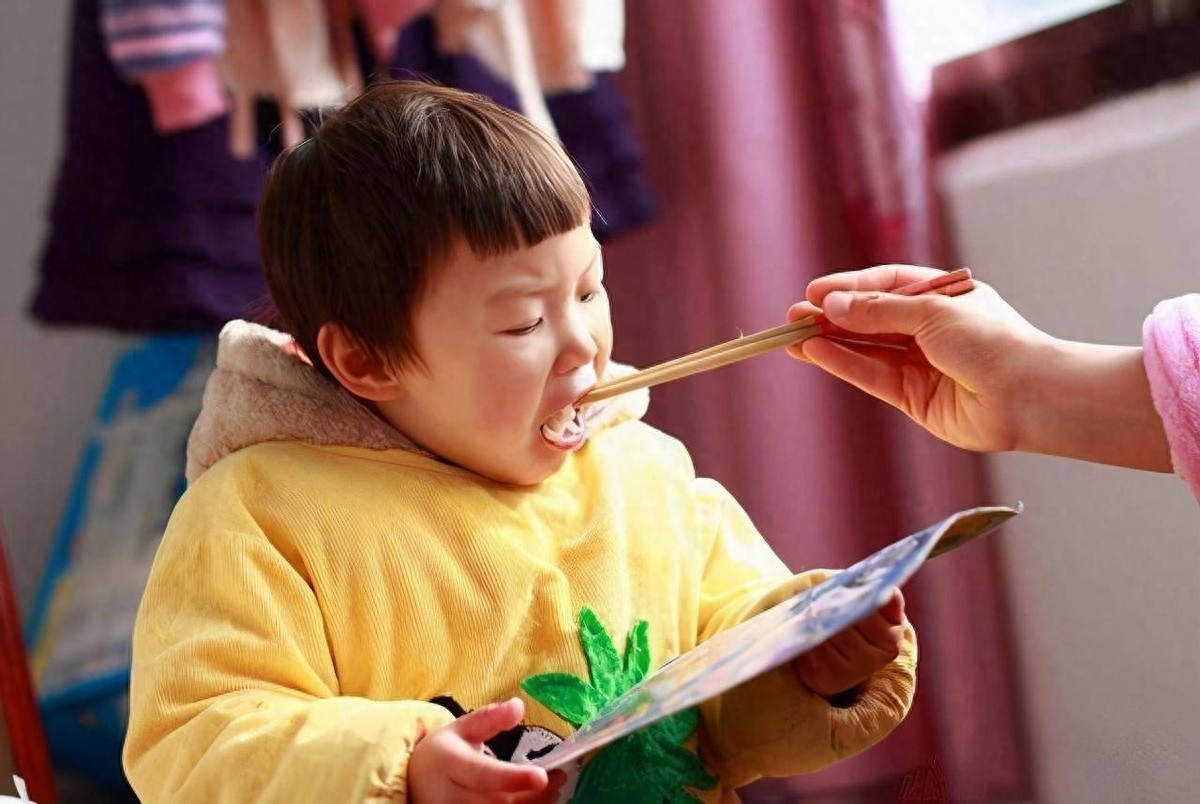 家有挑食娃怎么好（掌握这几种诀窍）