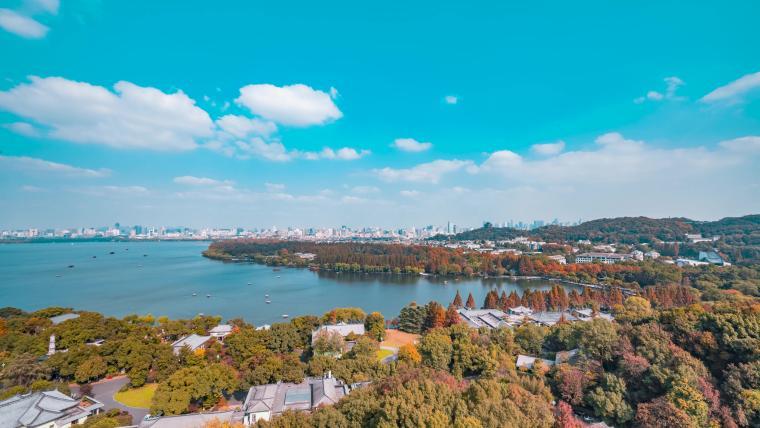 回忆夏天的小学作文（《夏天的风景》）