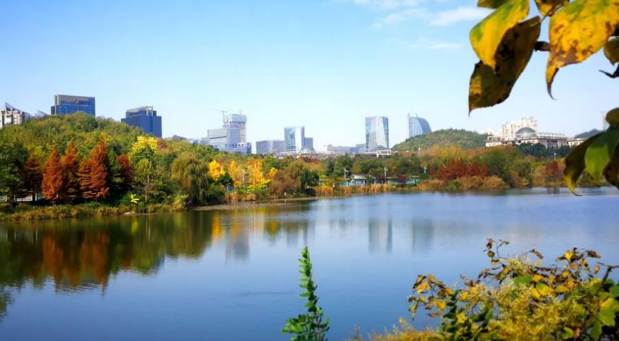 冬景经典诗词有哪些（观山湖赏冬景分韵十一首）