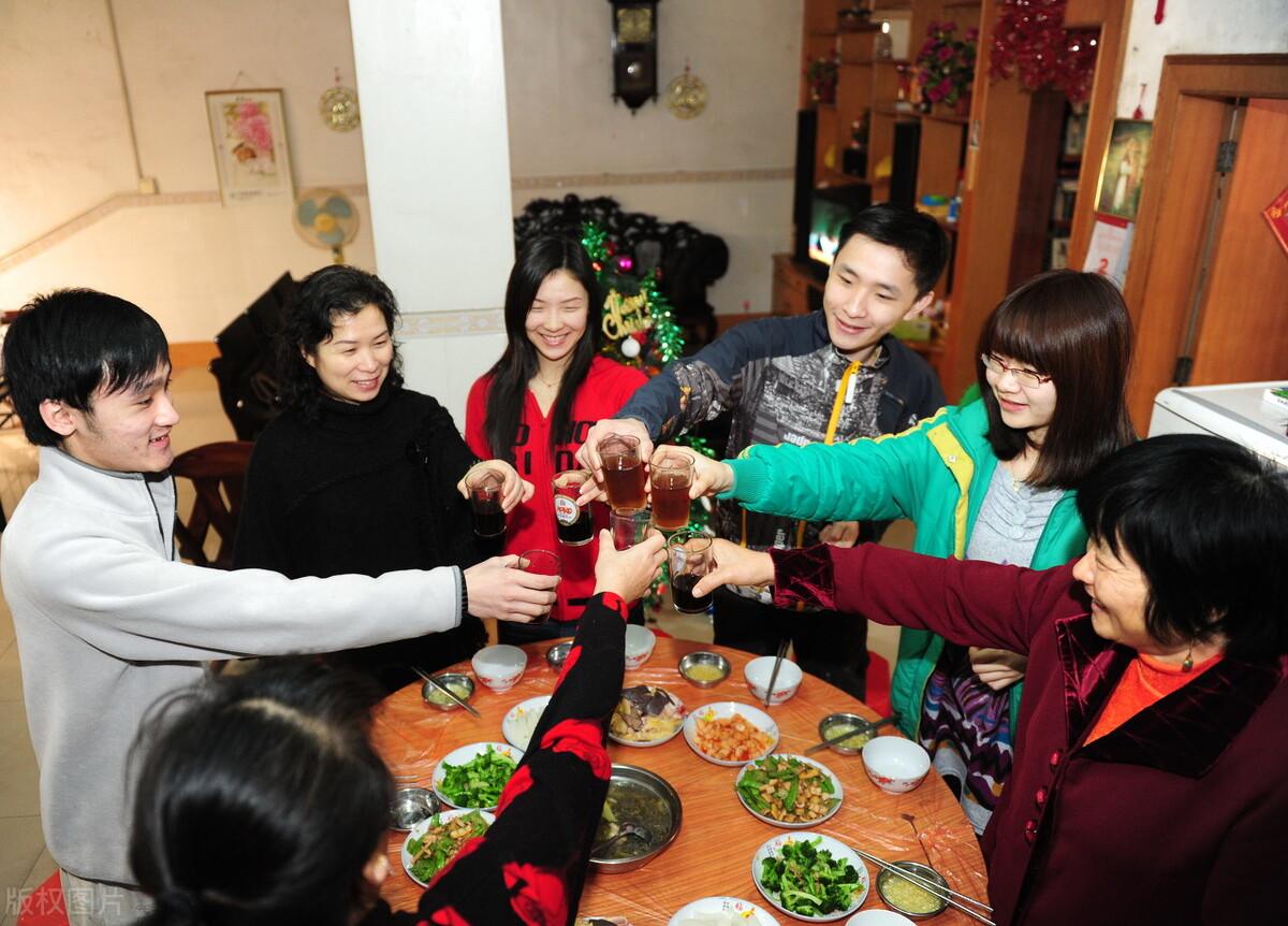 春节诗词名句祝福（十首新年气息的春节诗词）