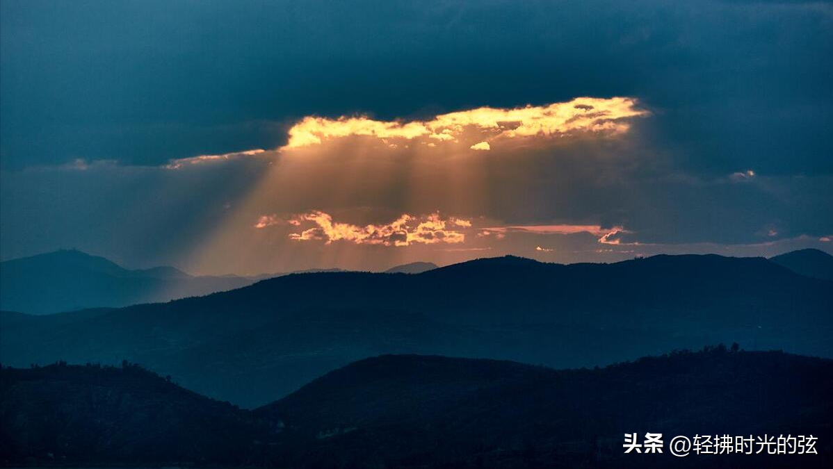 看人生朝夕，叹世间繁华（九首优美浮云古诗词）