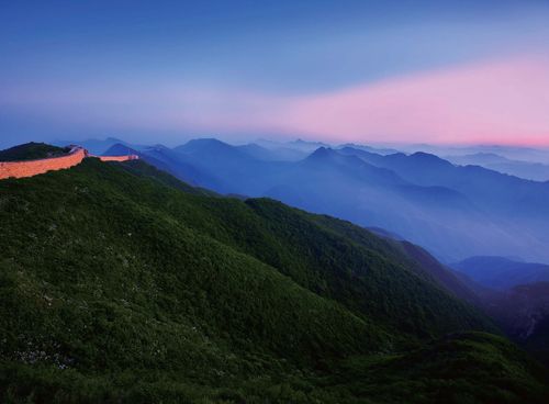 关于池塘的美景初中作文（《草原的美景》）