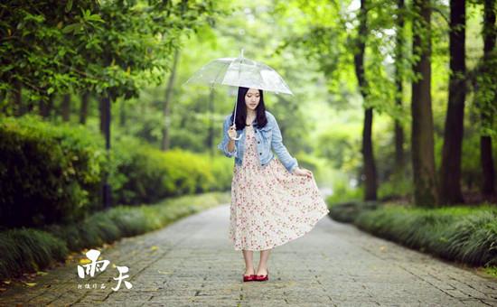 下雨天的微信文案（雨中思念）