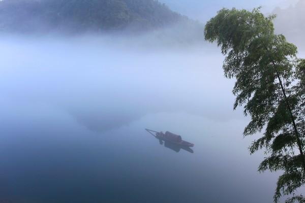 元代诗人张宪的十首诗词（一篙绿水孤篷外，九点青山落照中）