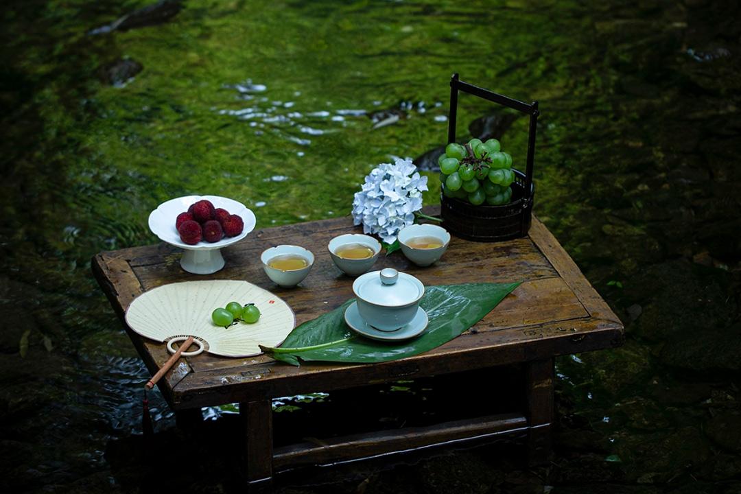 品茶诗词古句摘抄（午枕不成春草梦，落花风静煮茶香）