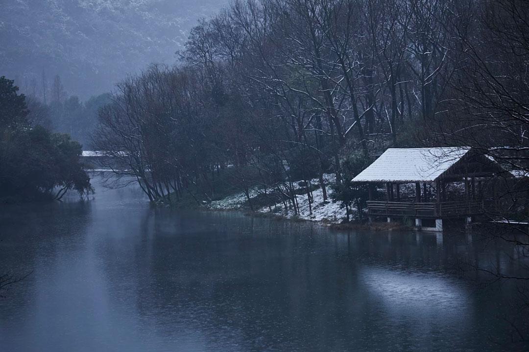 大雪诗词古句大全（吟成白雪心如素，影入梅花动诗情）