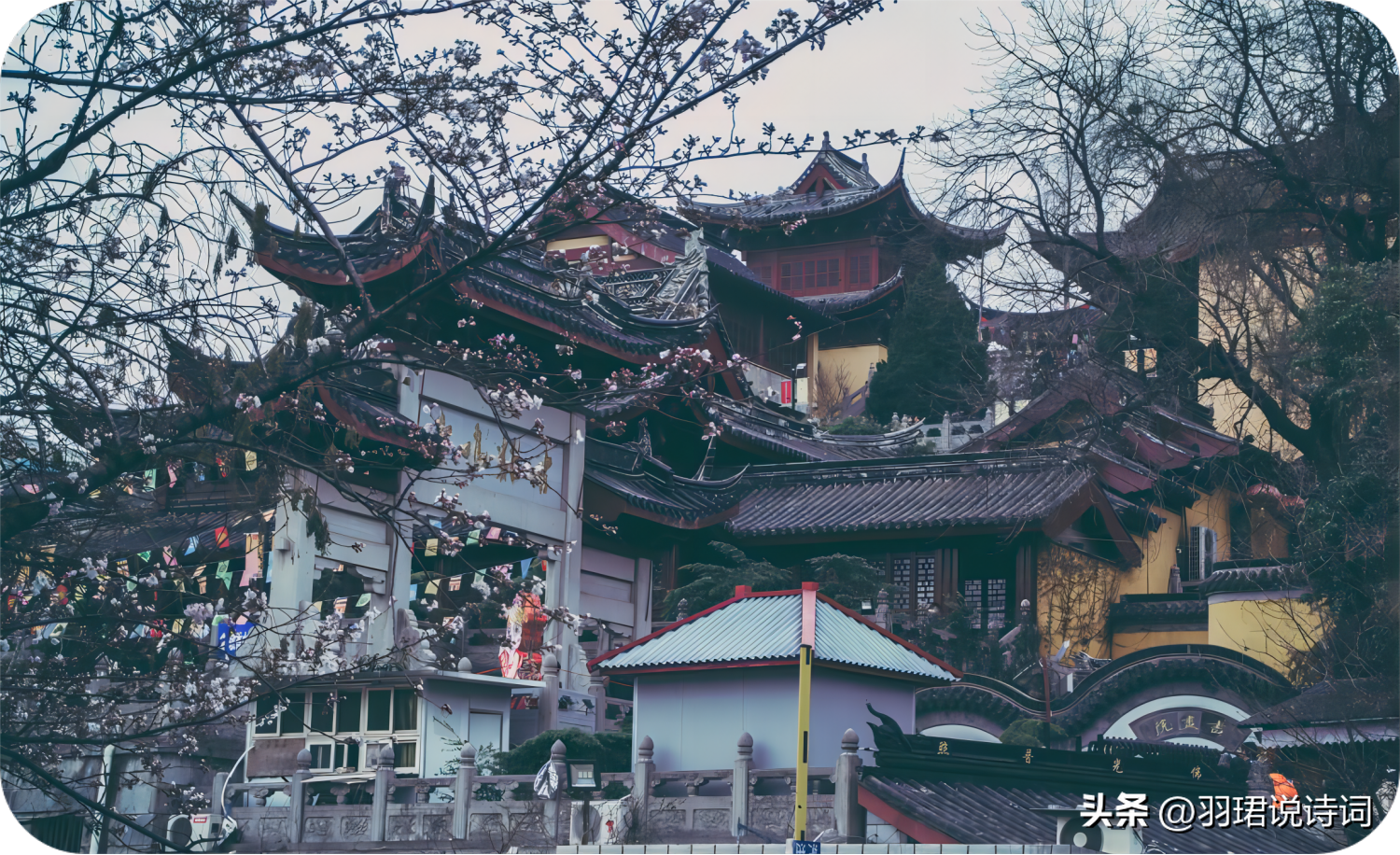 下雨古诗词大全（10首经典唯美雨诗词）