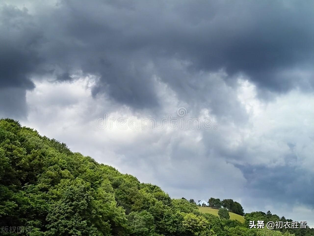 出岫还成岫，从龙更似龙（夏云唯美古诗六首赏读）