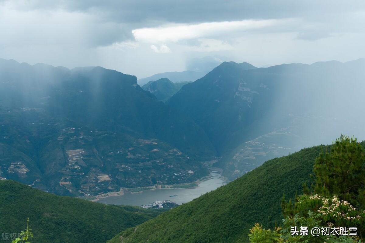 清明节扫墓经典诗词五首（清明祭扫各纷然，百年人世几清明）