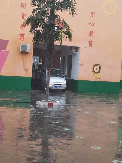 天气转凉下雨的说说（雨后初晴，凉暖初现）