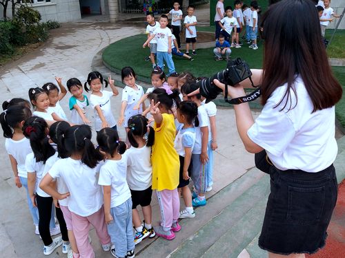 有关小学指导的作文素材（《小学指导——成长的引路人》）