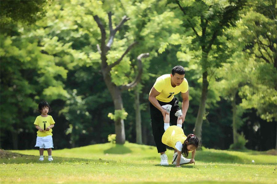 小孩儿如何教育（教育孩子六个小技巧）