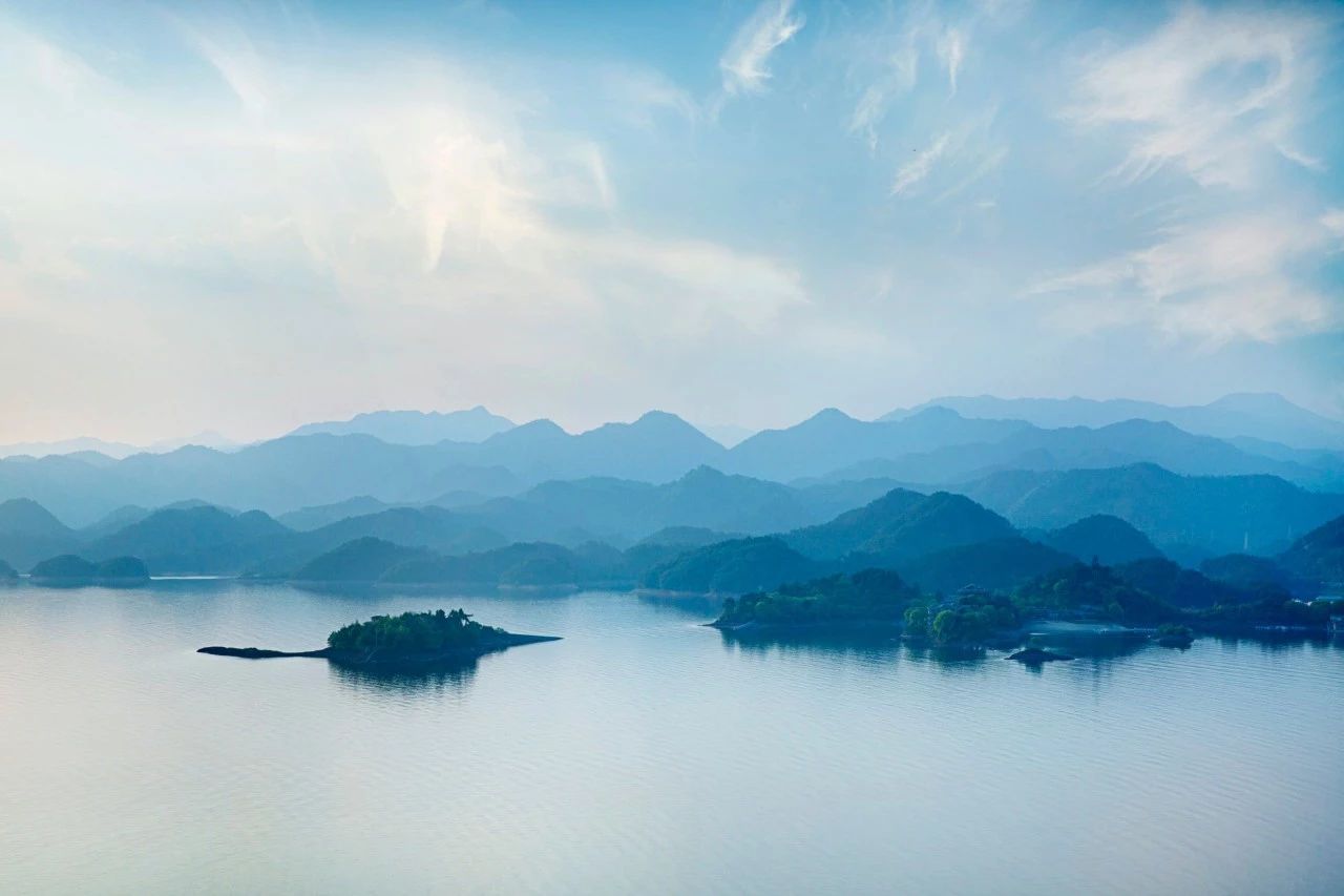 空山松子落，幽人应未眠（十首韦应物经典诗词）