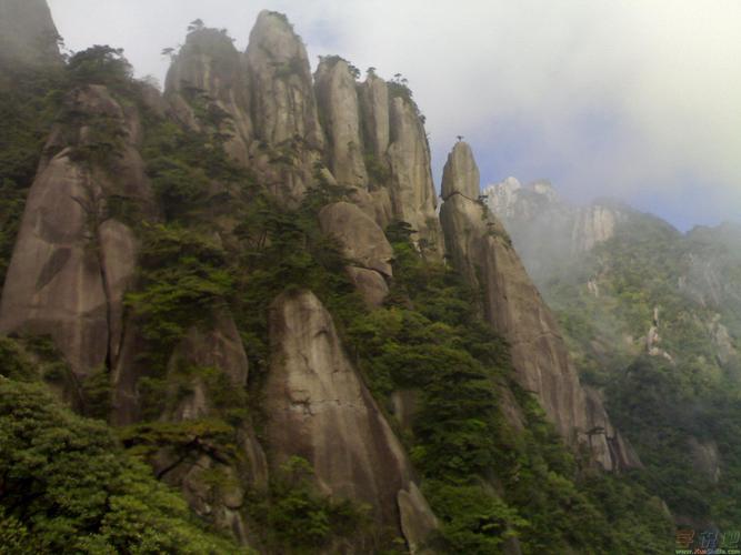 青山绿水的短句（青山绿水——永恒的美丽）