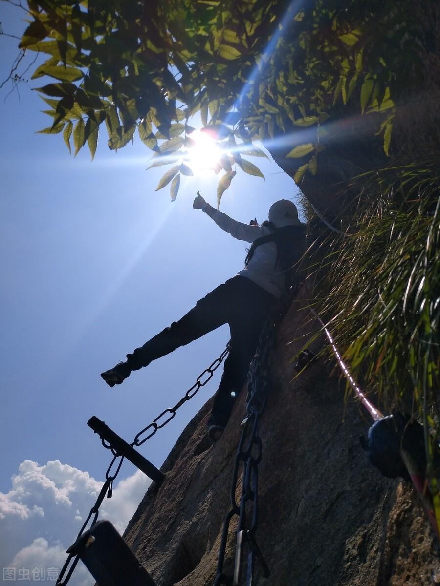 登山诗词名句赏析（描写登山的古诗词名句）