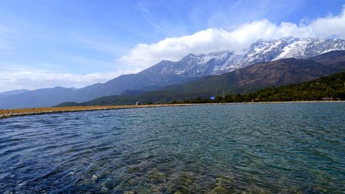 家乡的风景高中作文（《迷人的风景》）