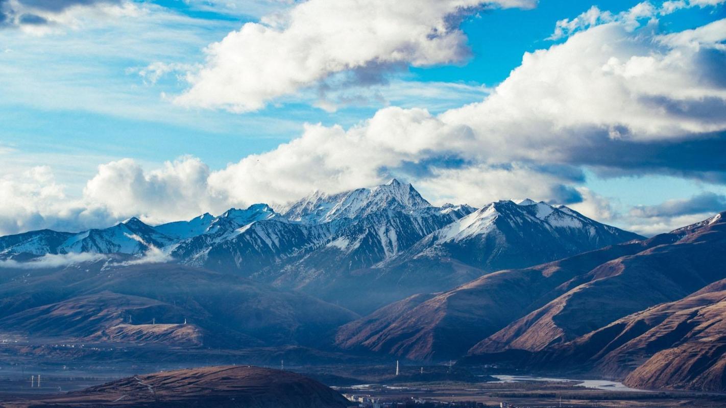 农村的风景高中作文（《沿途的风景》）