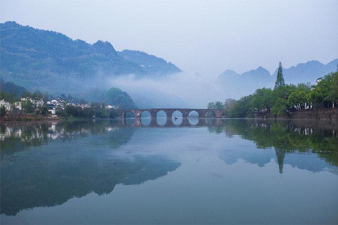 西江月经典诗词大全，七首唯美《西江月》