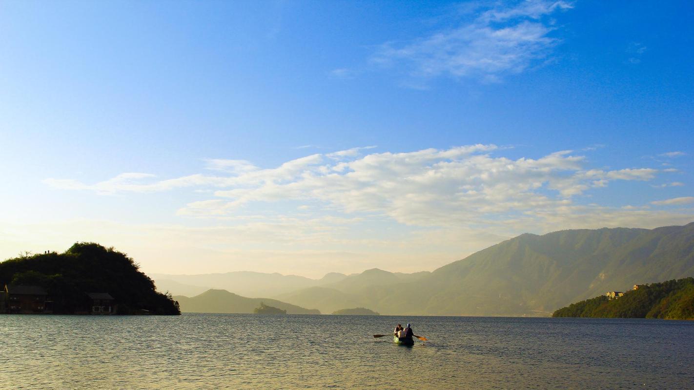 优秀的风景主题作文（《夏天的风景》）