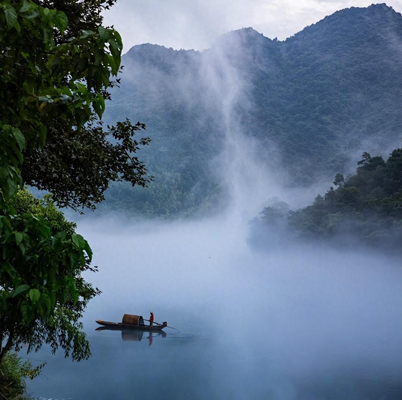 杨慎的十首经典诗词（青山依旧在，几度夕阳红）