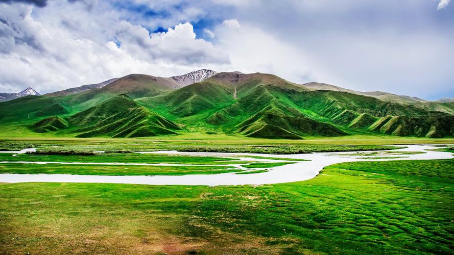 迷人的写景高中作文（《冬天的写景》）