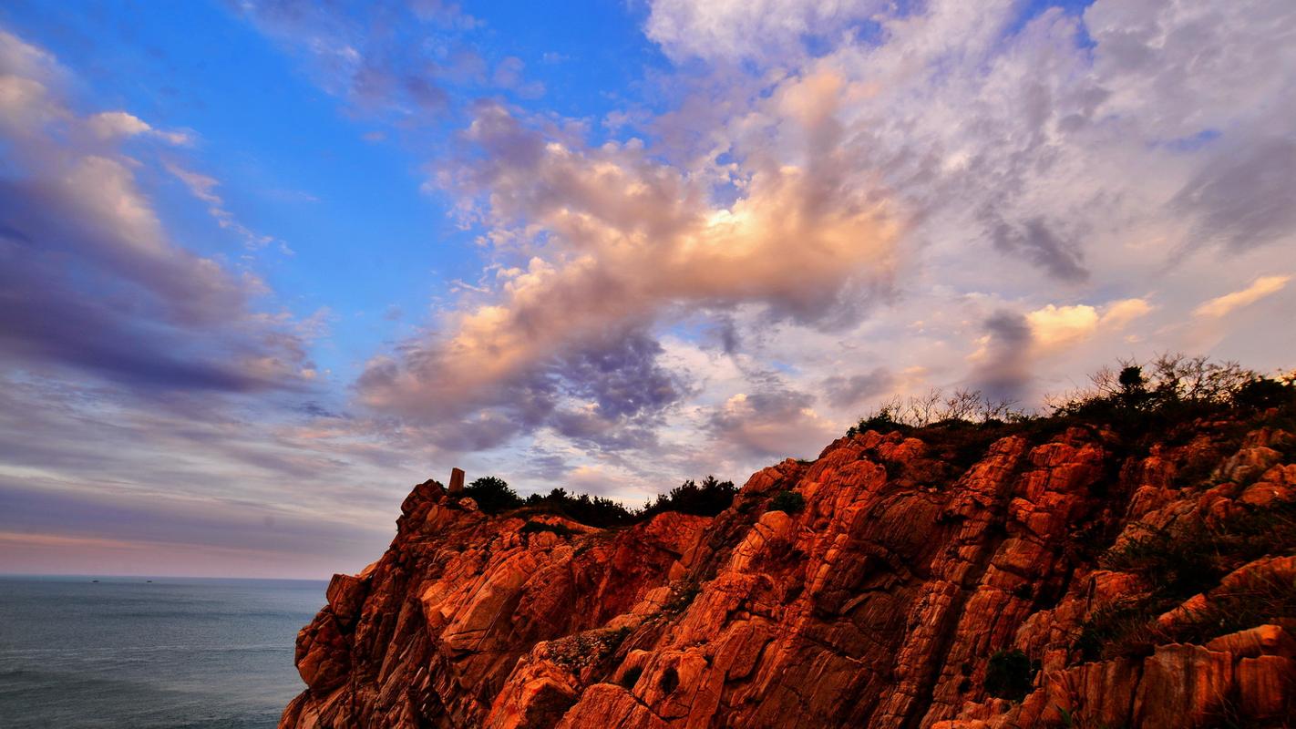 迷人的写景高中作文（《秋天的写景》）