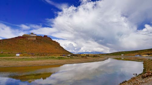 中秋的写景高中作文（《美丽的写景》）