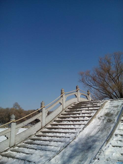 有关家乡的美景句子的句子摘抄（家乡的美景——远离城市喧嚣）