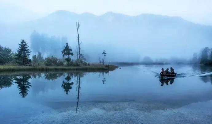 不负青春，不负自己（十首励志诗词经典）