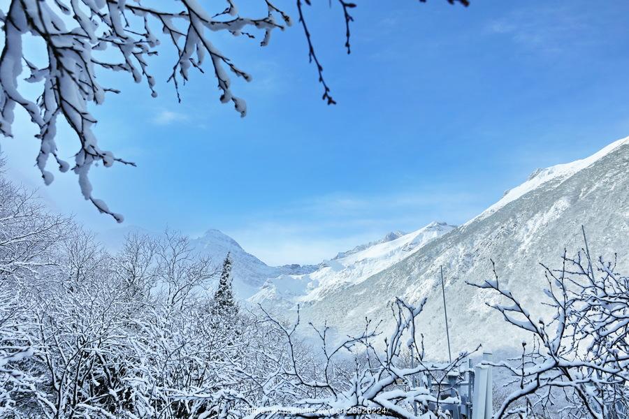 晨起开门雪满山，雪晴云淡日光寒（十五首关于雪后的诗词）