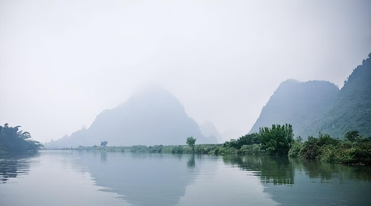 李山甫的十首经典古诗（有时三点两点雨，到处十枝五枝花）