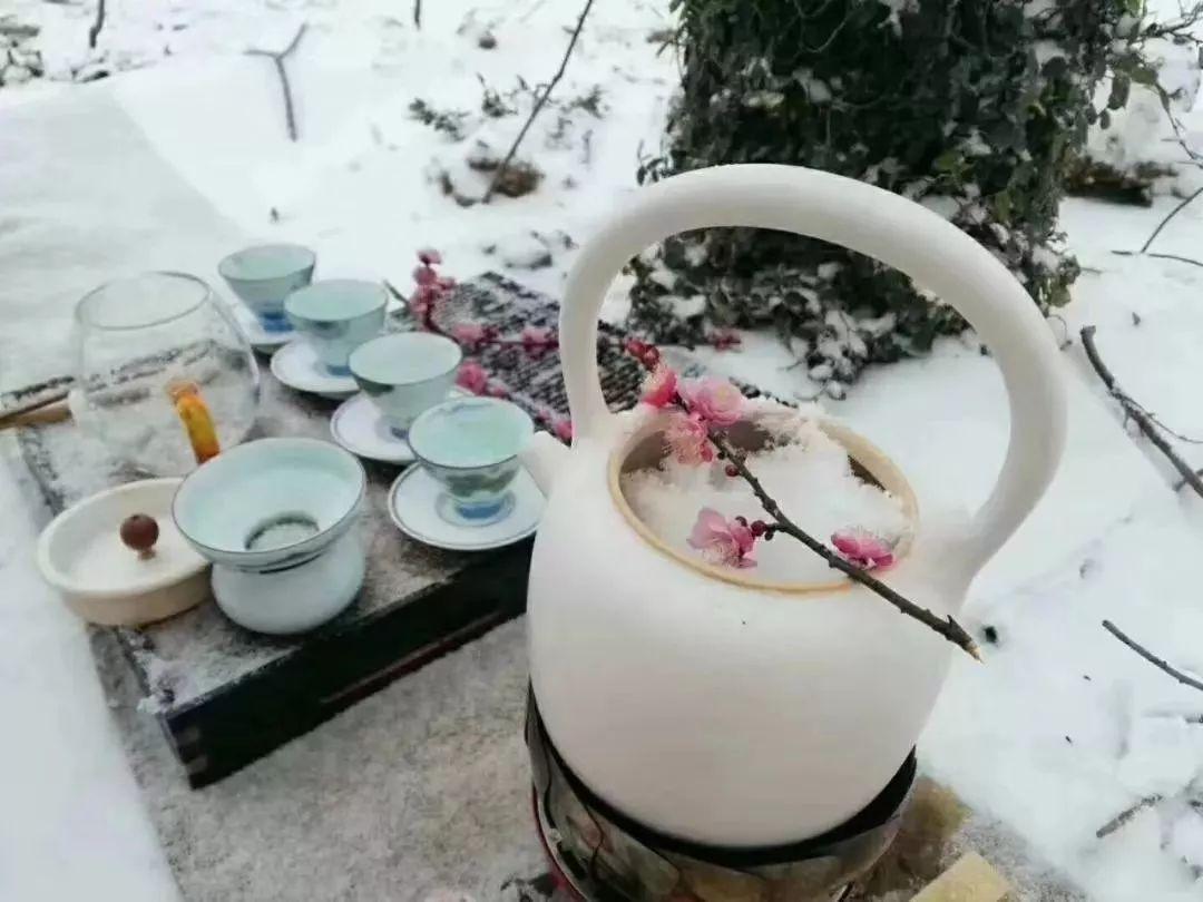 欲破愁城无别计，围炉煮雪漫敲诗（十二首煮雪的经典诗词）