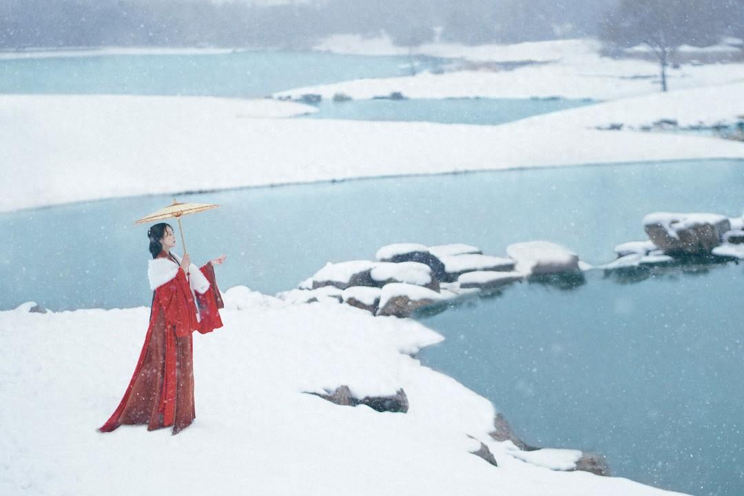 大雪经典古诗大全（10首落笔惊艳的写雪诗词）