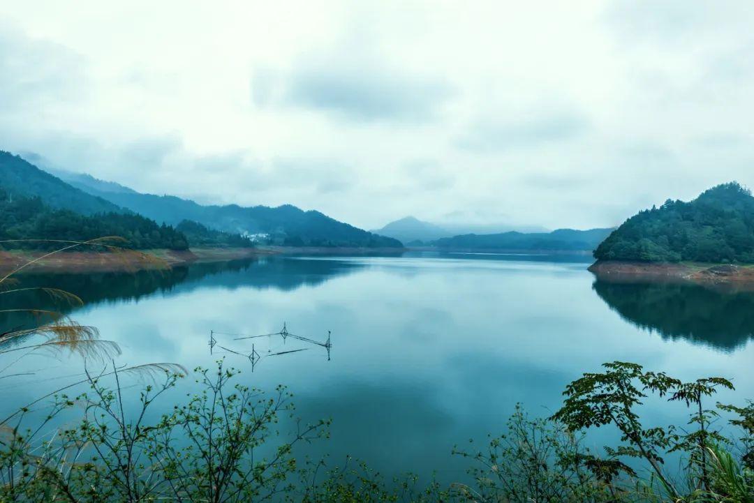 山河忽晚，人间已秋（推荐秋天惬意的10首诗词）