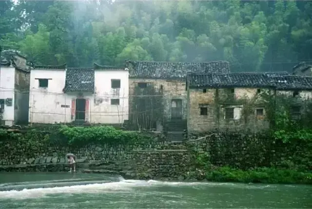 夏雨唯美古诗大全（19首古诗词赏尽夏雨）