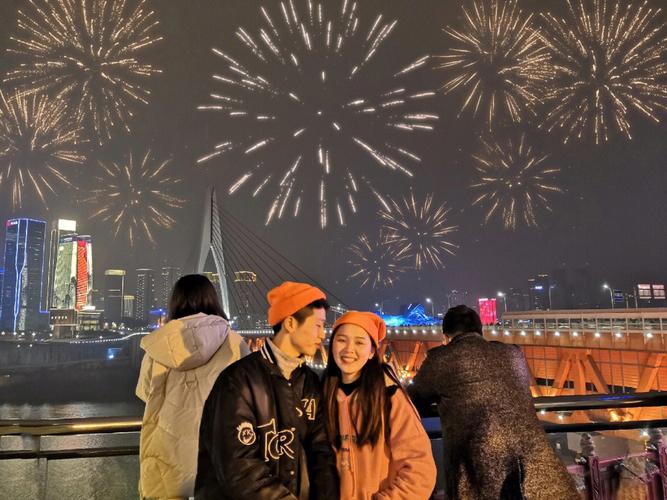 异地恋跨年文案（异地恋情，跨越时空的爱）