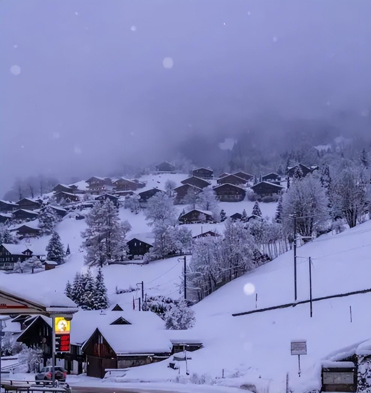 在安静的雪夜里，聆听雪落的声音（十四首唯美的雪夜诗词）