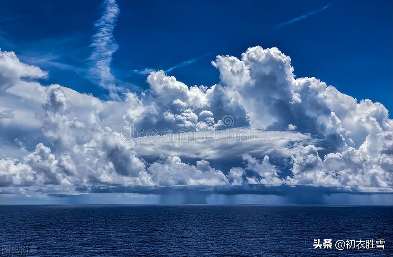 夏云六首古诗词赏析（流目夏云生，夏云已嵯峨）