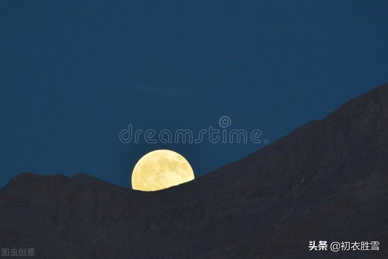 夏半月团圆，月照平沙夏夜霜（仲夏月亮五首诗词）