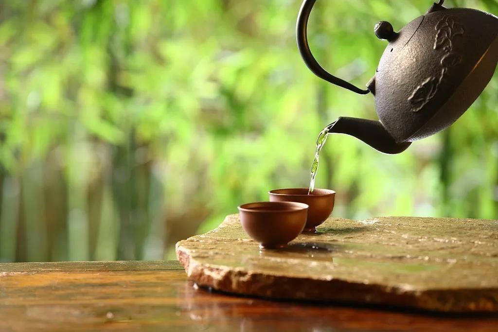 午枕不成春草梦，落花风静煮茶香（20句清茶百味古诗词）