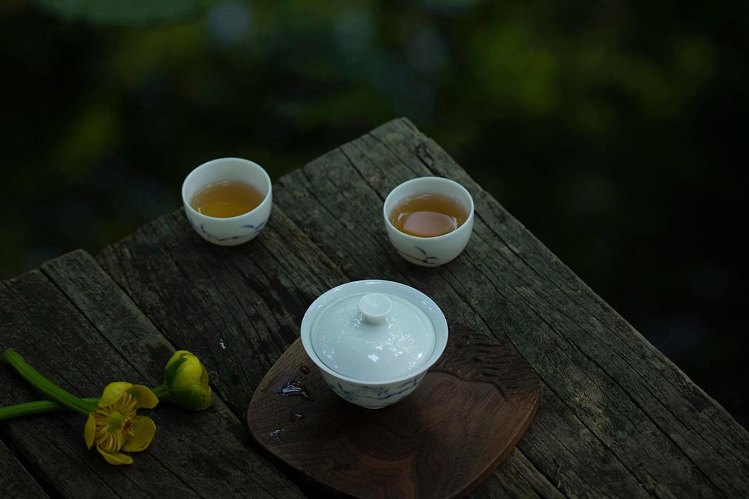 午枕不成春草梦，落花风静煮茶香（20句清茶百味古诗词）