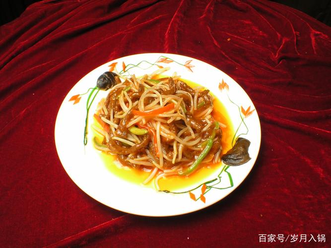 关于写美食的句子怎么写（美食中的世界）