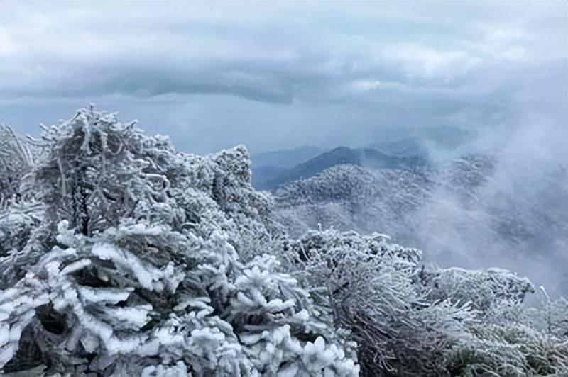 带你赏遍冬雪，俯看沧海涌银湾（15首冬雪古诗经典）