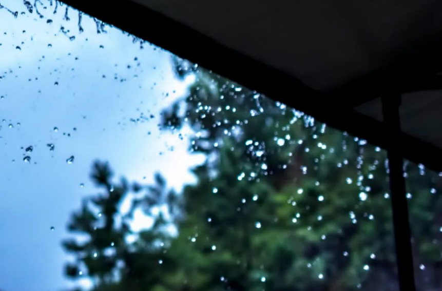 秋雨经典诗词有哪些（十首秋雨的优美诗词）