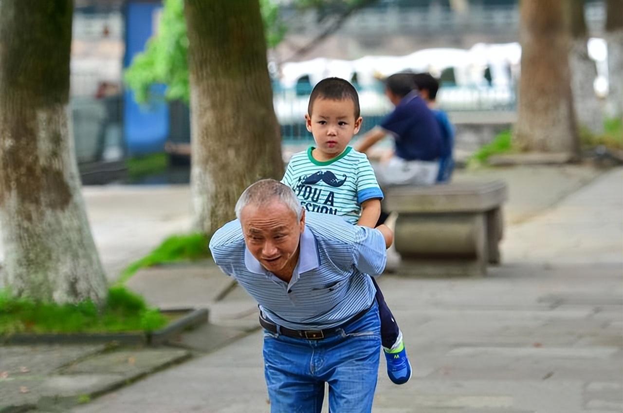 家庭教育孩子感悟（聪明父母的6个育儿方法）